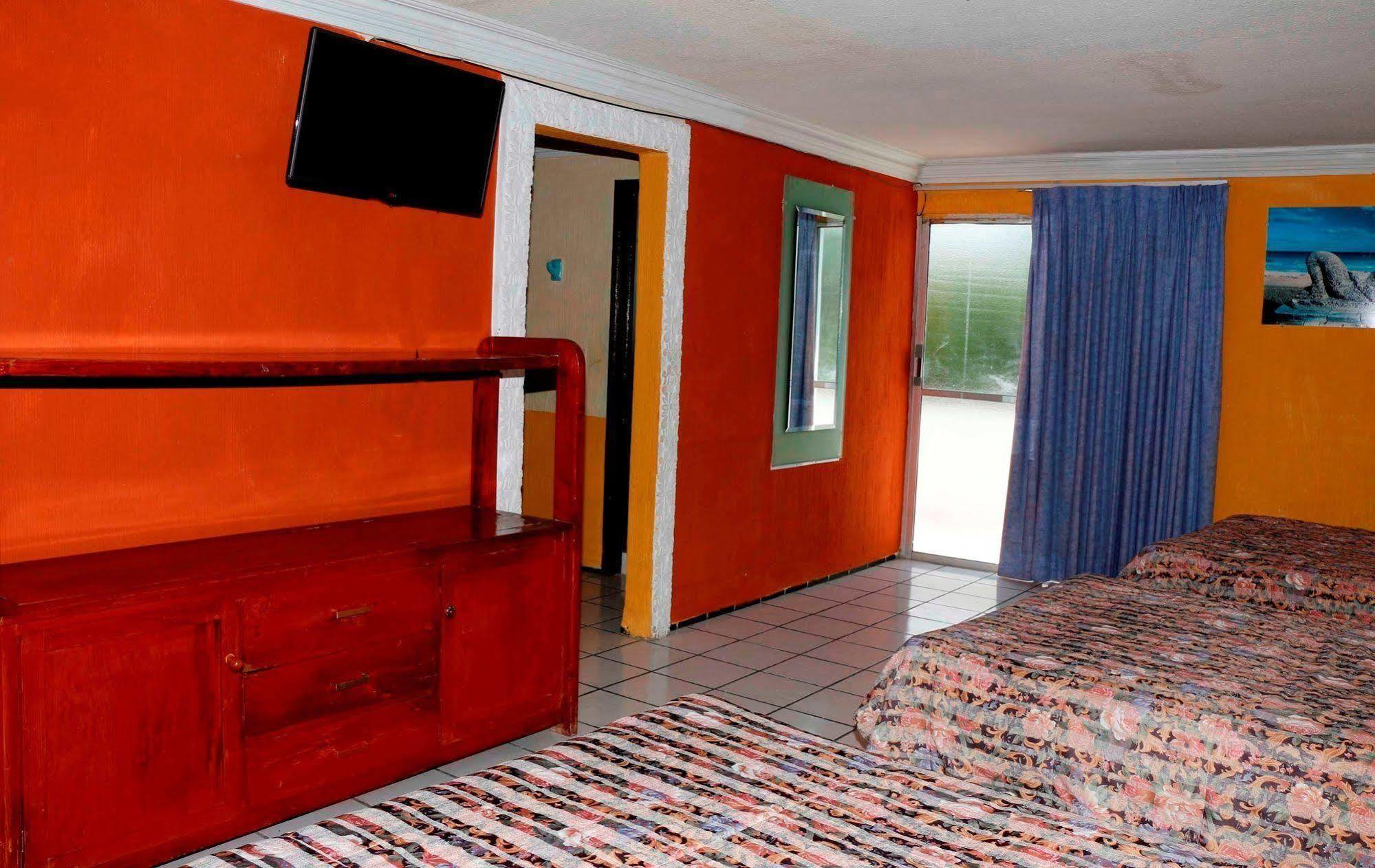 Hotel Suites Elia Noemi Mérida Exterior photo