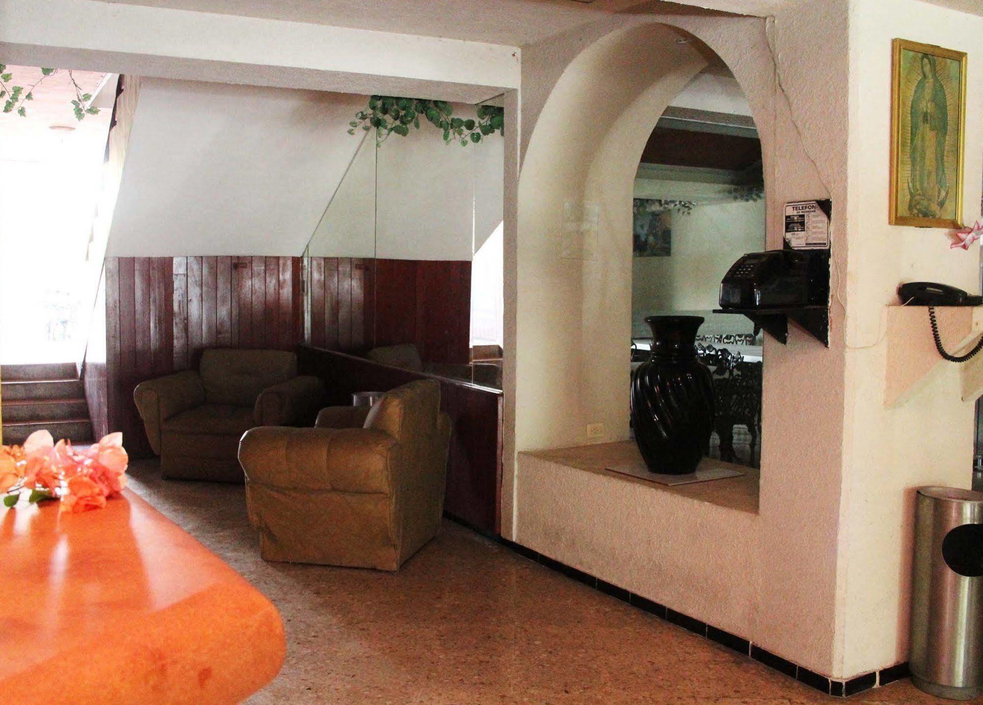 Hotel Suites Elia Noemi Mérida Exterior photo