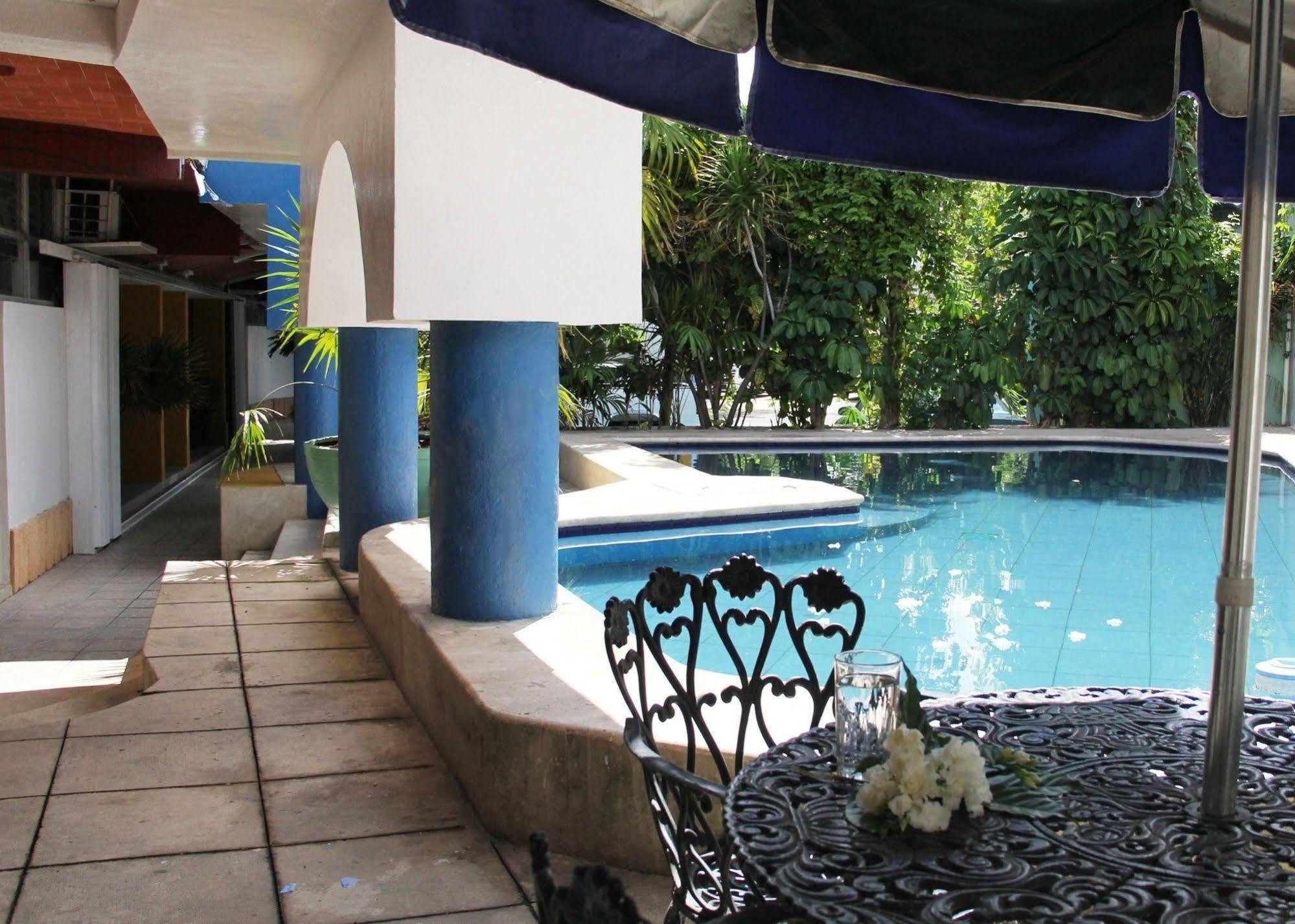 Hotel Suites Elia Noemi Mérida Exterior photo