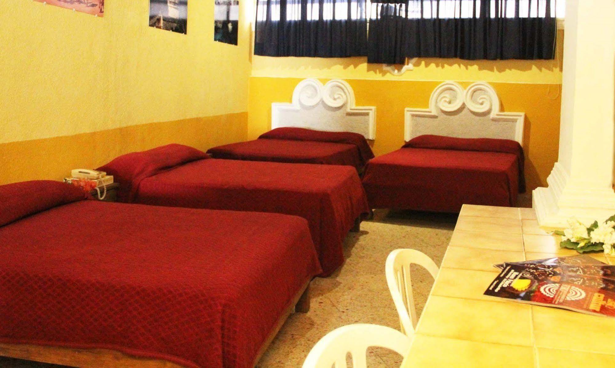 Hotel Suites Elia Noemi Mérida Exterior photo